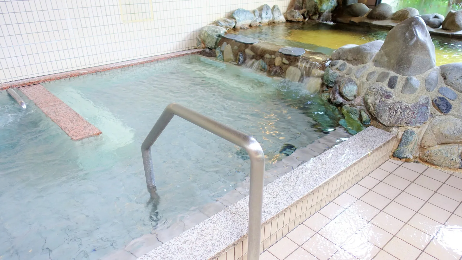 SPAクリーンベース山梨